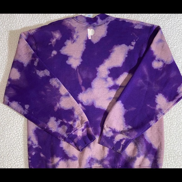 Huskies Crewneck - Picture 5 of 5